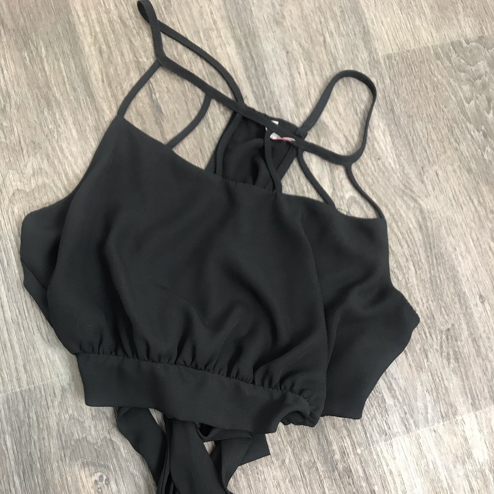 Crop top - Picture 2 of 3